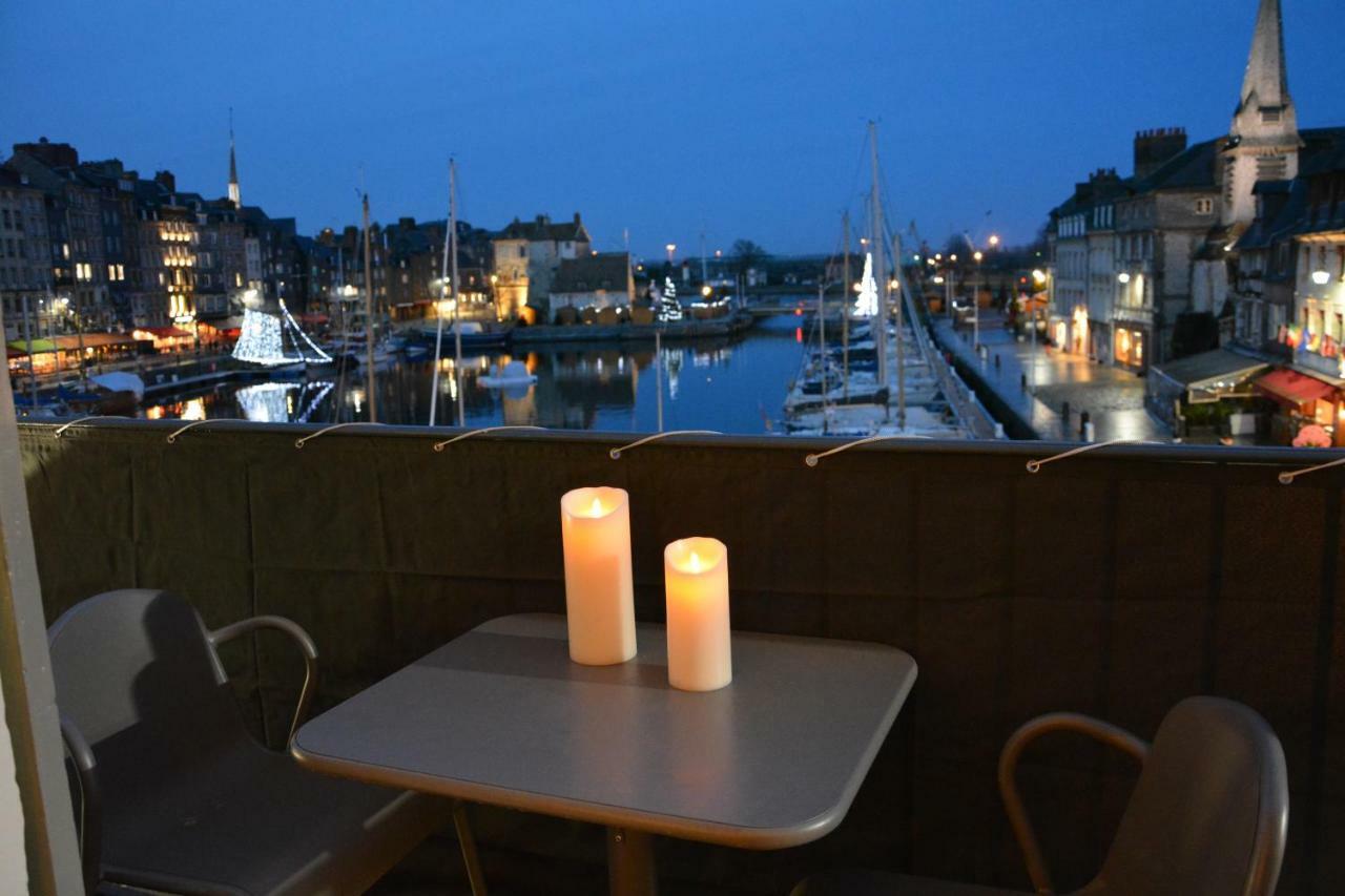 Le Balcon Du Port Apartment Honfleur Exterior photo